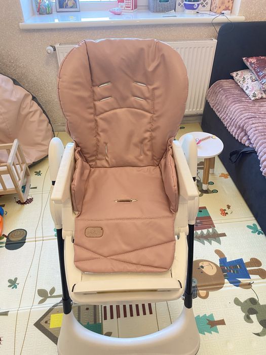 Продам годувальне крісло Carrello stella