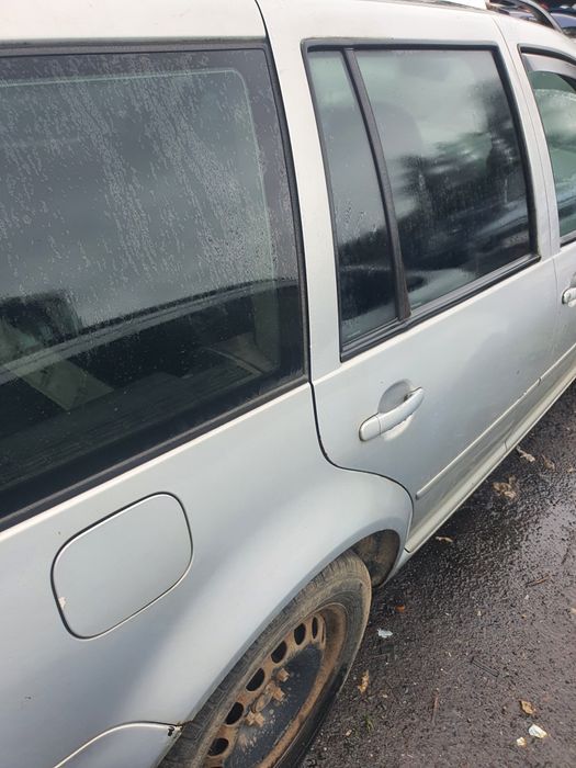 Szyba boczna VW Bora kombi