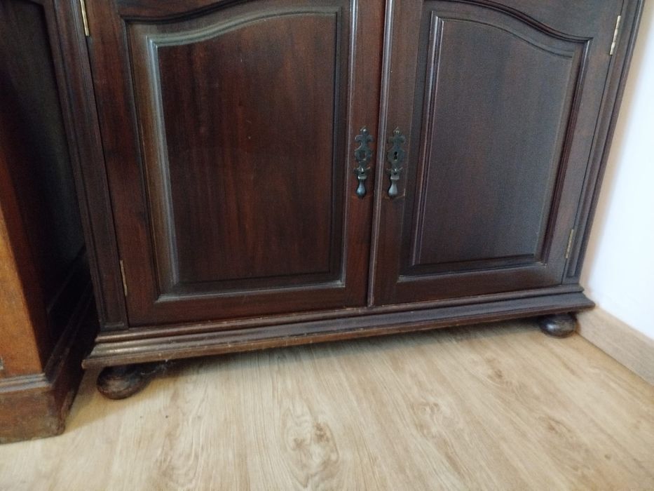 Móvel de sala castanho