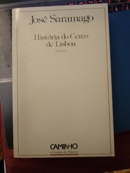 Varios livros Fiçao cientifica antigos Desde 5E - Borracha antiga-5E Desde2E