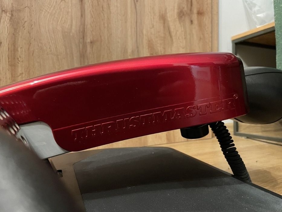 Thrustmaster Ferrari GT 430 Cockpit Scuderia