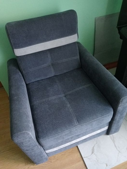 Fotel wolnostojący welurowy
