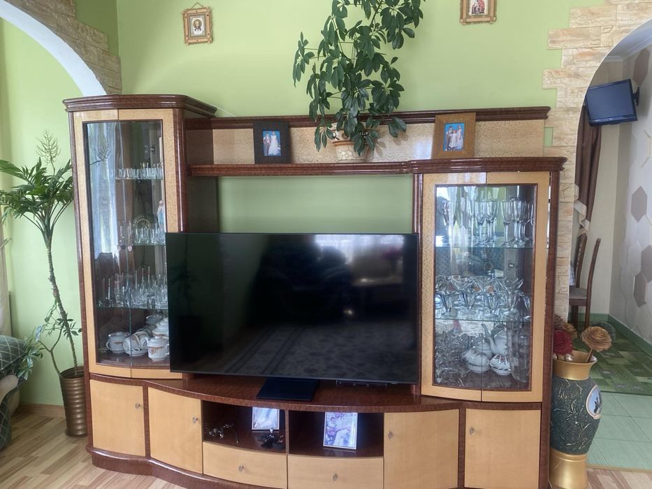 Стінка для вітальні