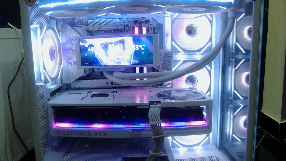 pc gaming rtx astral 5090 ryzen 9 9950x3d ssd 2tb 32b