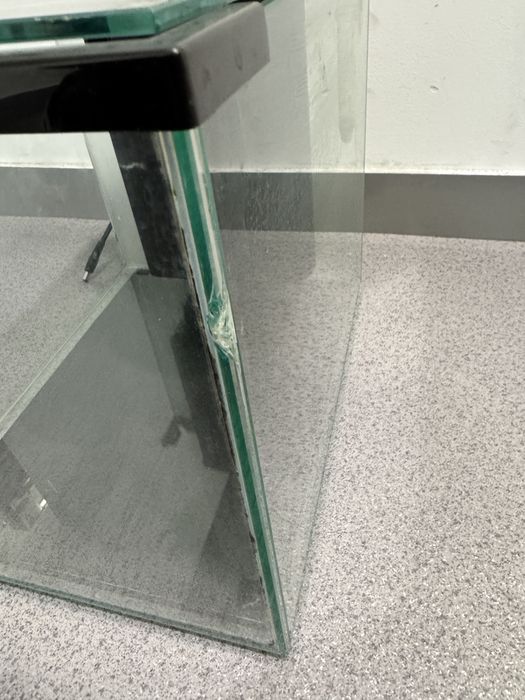 Aquario Cubo c/ bomba