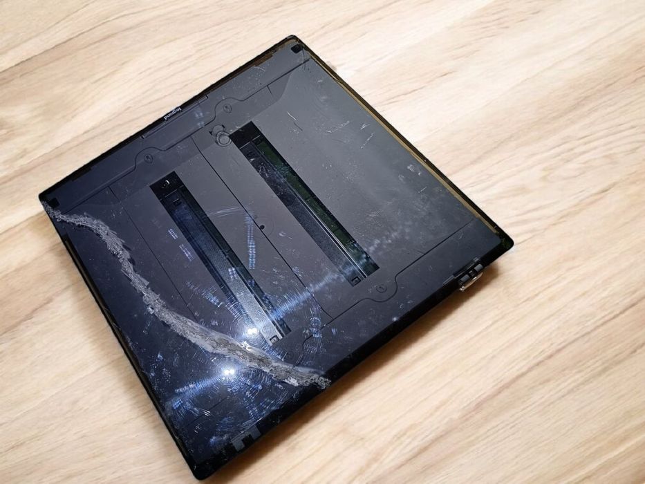 Rozdzielnica podtynkowa Legrand 401757 PRACTIBOX3 2x18 z drzwiami prze