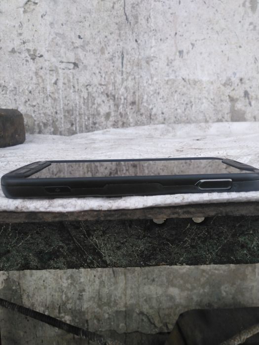 Смартфон Kyocera DuraForce Pro E6820