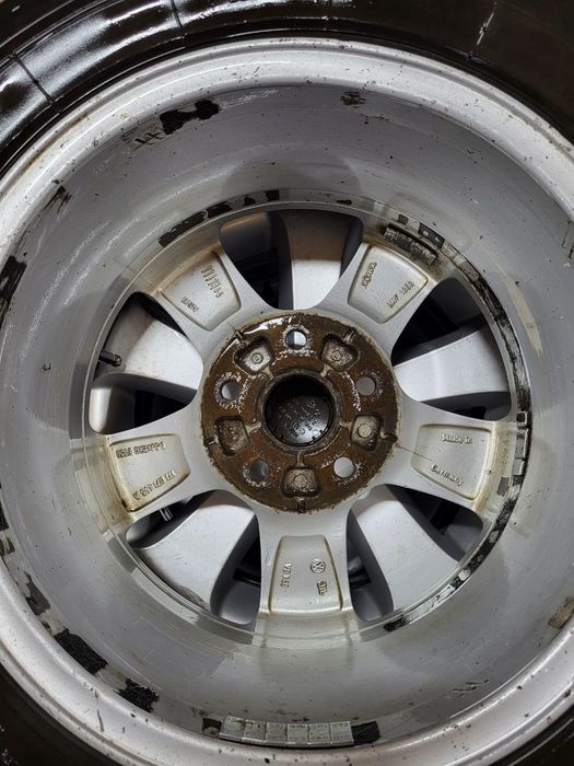 Гума з дисками 15R на Caddy