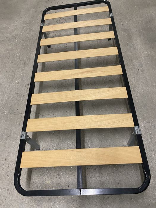 Estrado para cama com 4 pés