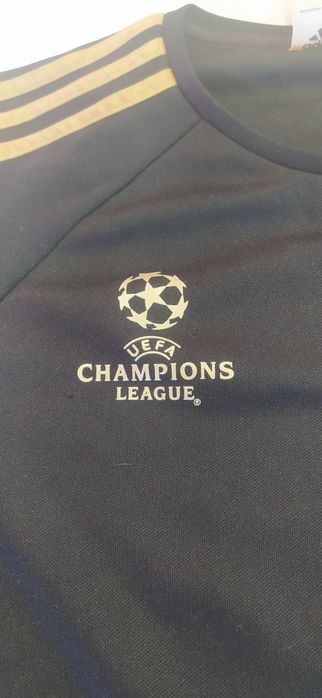 Camisola de manga comprida da Juventus versão Champions