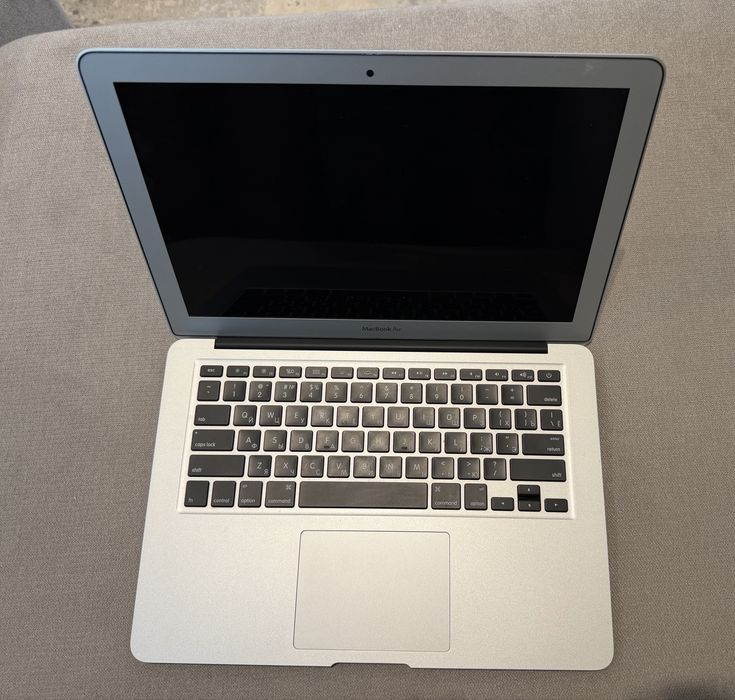 MacBook Air ( 13-inch, Early 2015 )