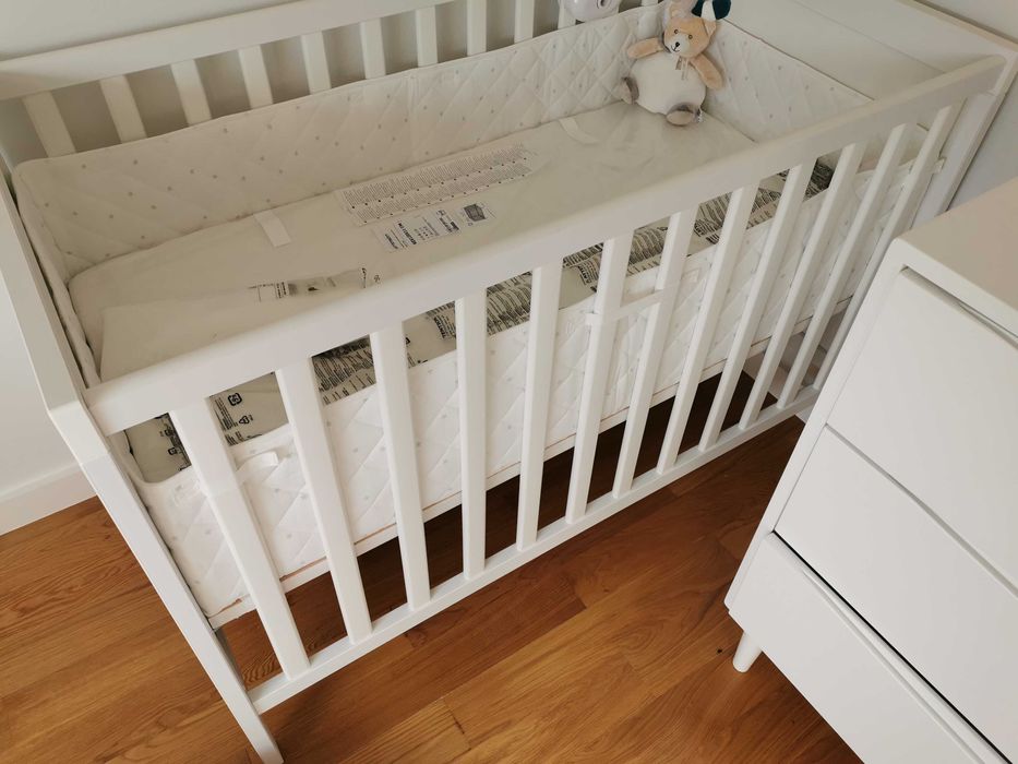 Berço SUNDVIK 60×120+colchão+protector+lençóis+edredon+protector grade