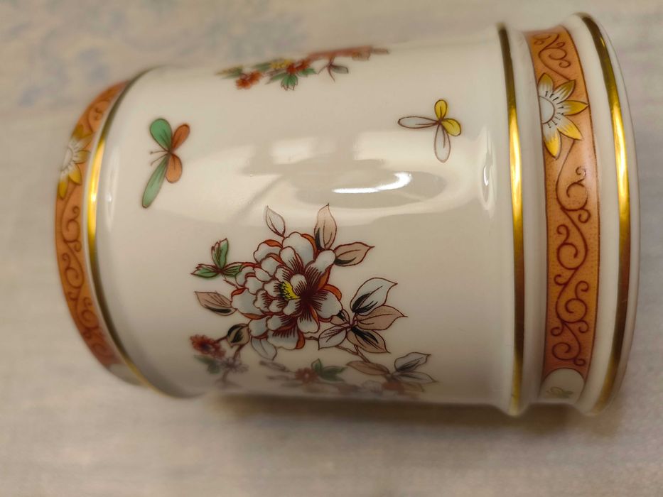 Pote / Potiche / Caixa porcelana Vista Alegre, decoração Magnólia
