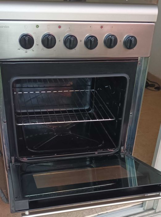 Fogão + Forno  (Gás e Eletricidade) marca Meireles, 4 fontes de calor