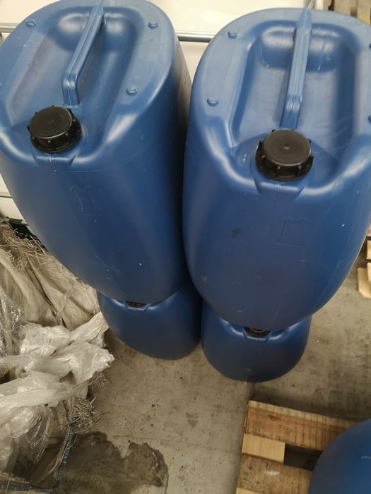 Kanistry plastikowe  beczki 60l