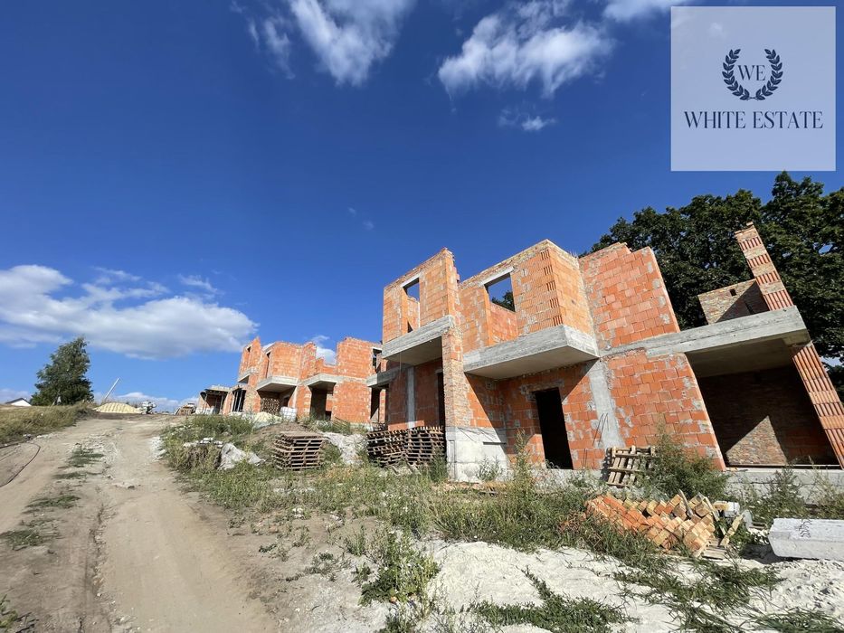 Продаж дуплекса в с. Великі Гаї