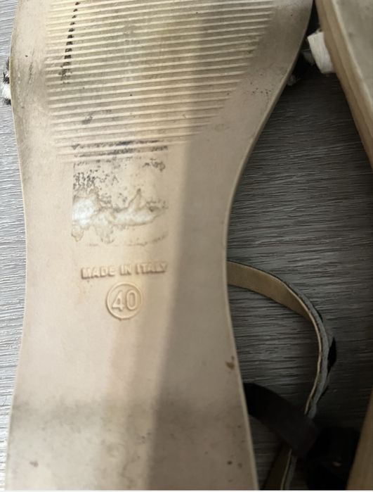 Сандалии босоножки 40 размер кожа