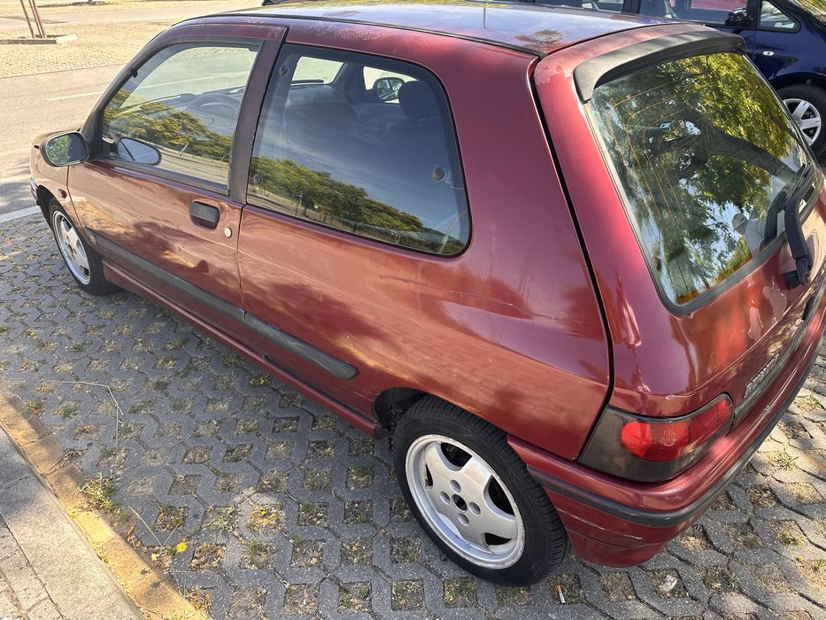 Renault Clio Rti