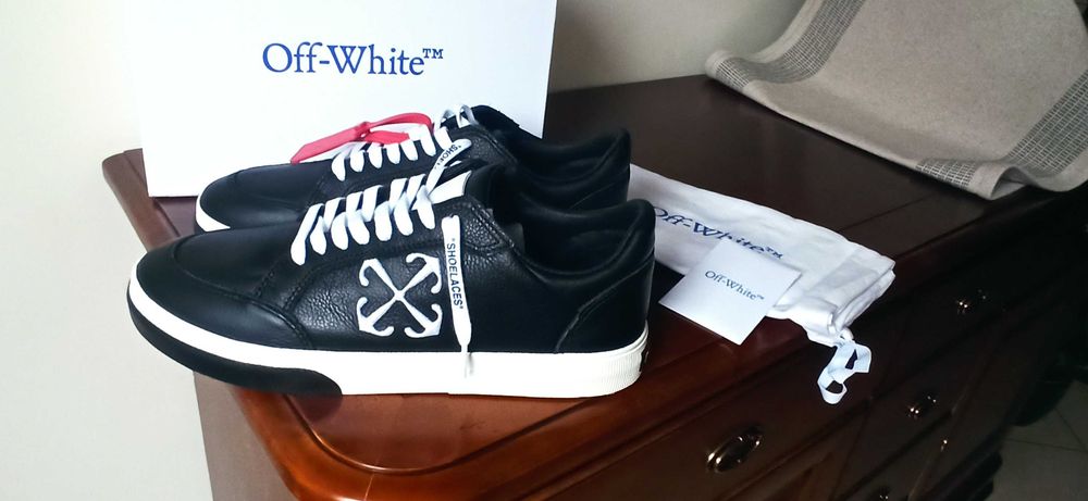 (r. 46) Nowe buty OFF-WHITE New Low Vulcanized Black White czarne
