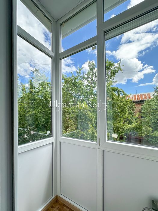 Продаж 2к квартири вул. Джона Маккейна 37 БЕЗ %