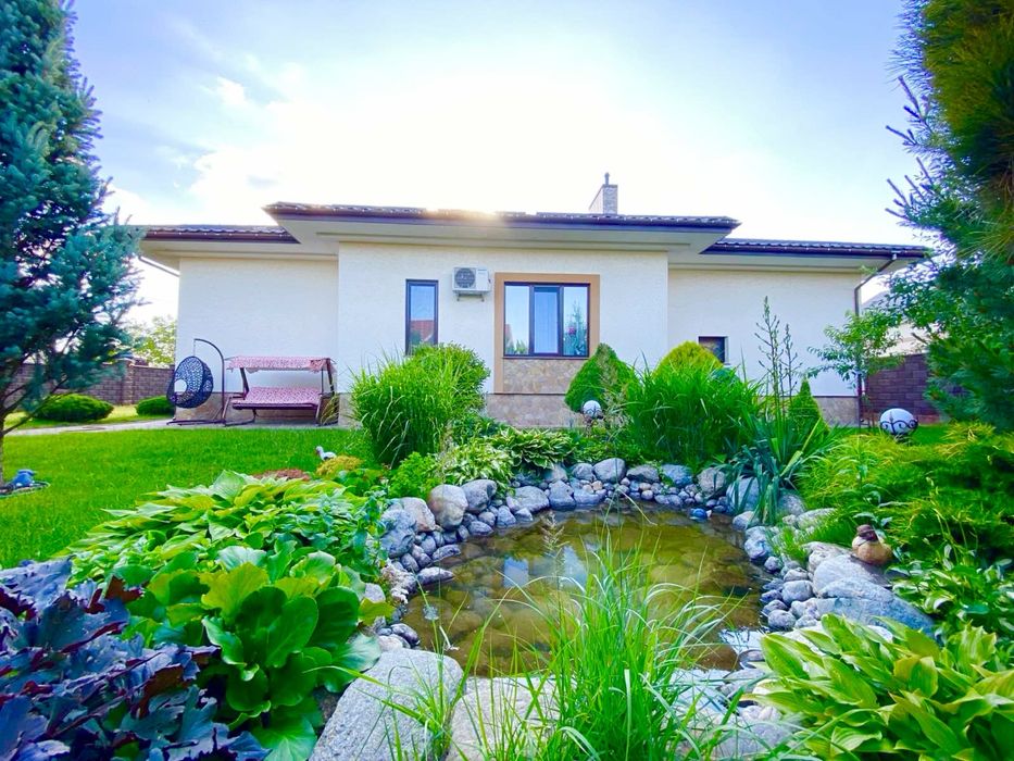 Будинок на Газовику в найпрестижнішому районі. 10 соток. В НАЯВНОСТІ!