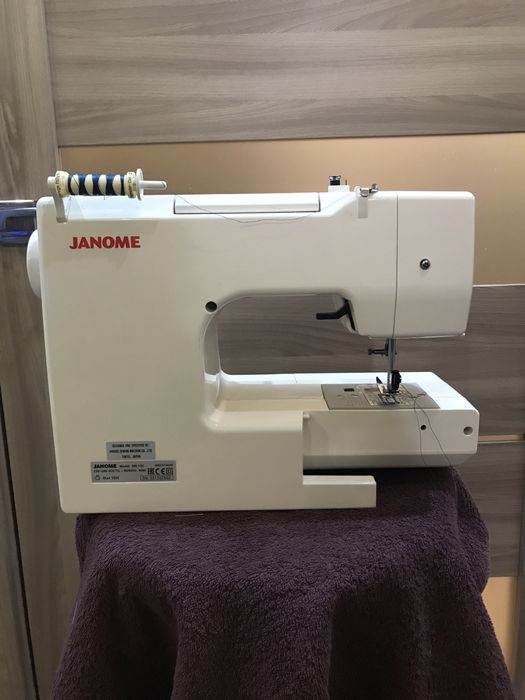 Швейная машина Janome my Style 100