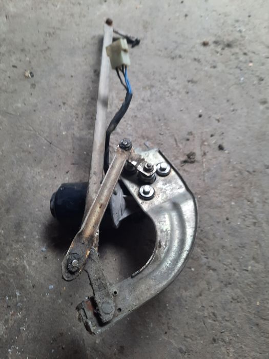 Моторчик  двірників