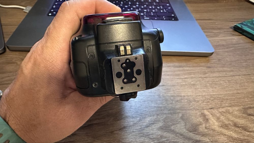 Nikon speedligh SB-900