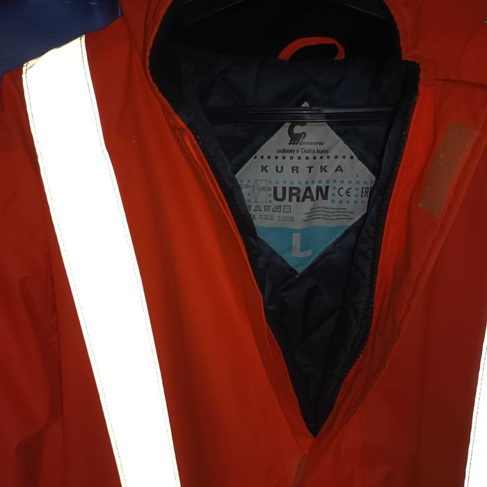 Kurtka odblaskowa NOWA ocieplana Polecam.