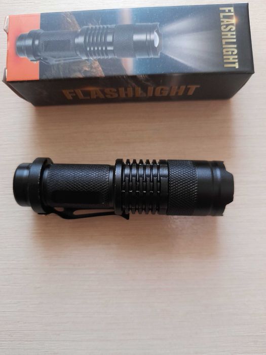 Фонарик карманный тактический