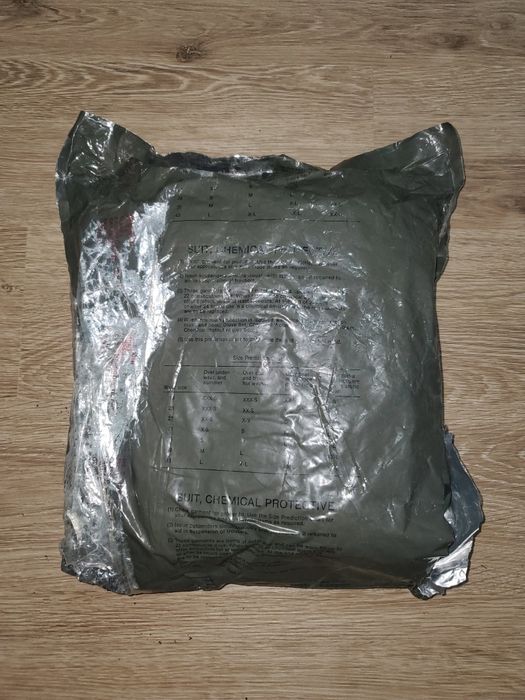 Equipamento militar de proteção quimica