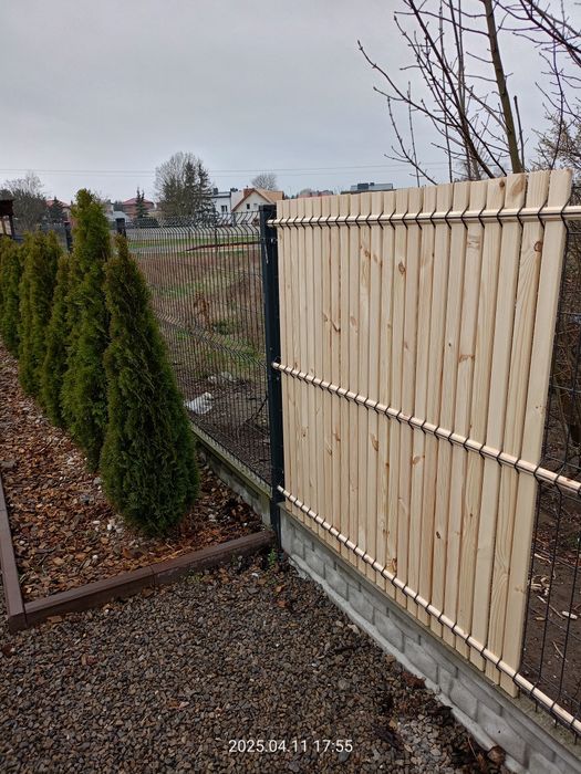 Listwy ogrodzeniowe/Przesłony drewniane/Panele
