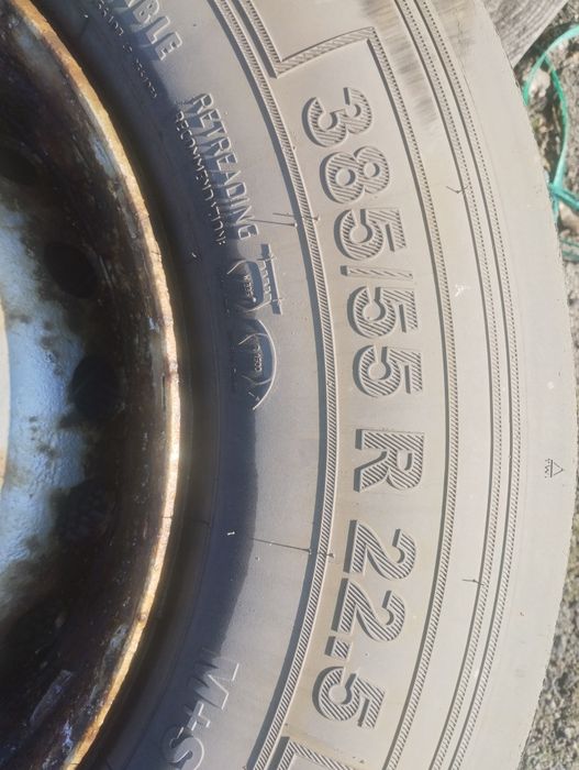 Opona ciężarowa 385 55R22.5 koło zapas  felga 
Producent: Syron