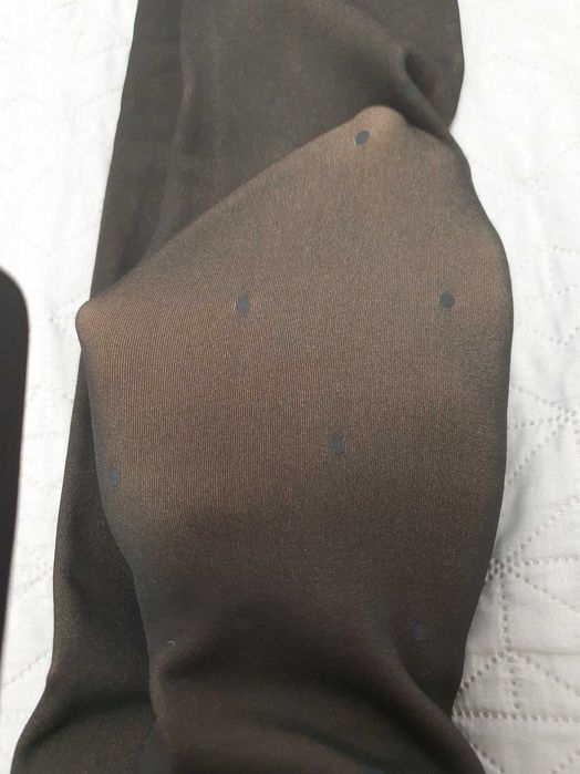 Rajstopy ocieplane z polarem czarne w kropki 200/80 den