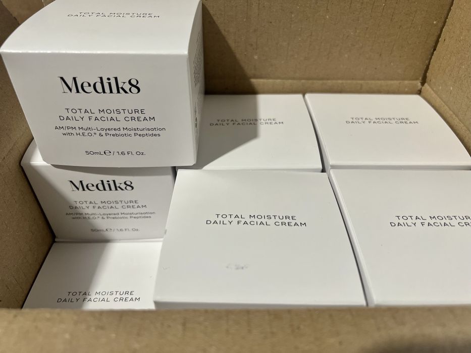 Medik8 Total Moisture Cream Інтенсивно зволожувальний крем для обличчя