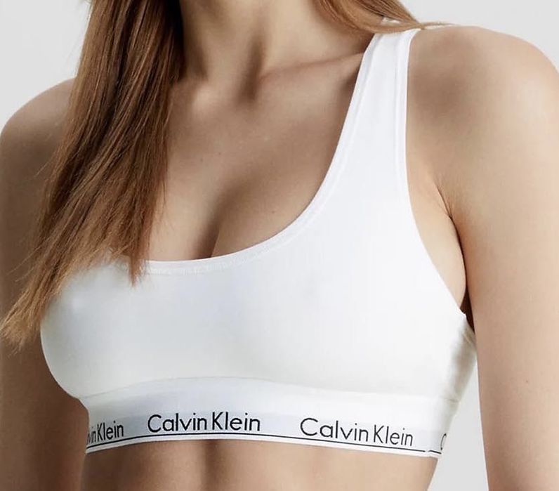 Продам белый топ Calvin Klein, р. S-M.