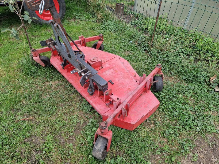 Kosiarka pielęgnacyjna do traktorka na trzy noże