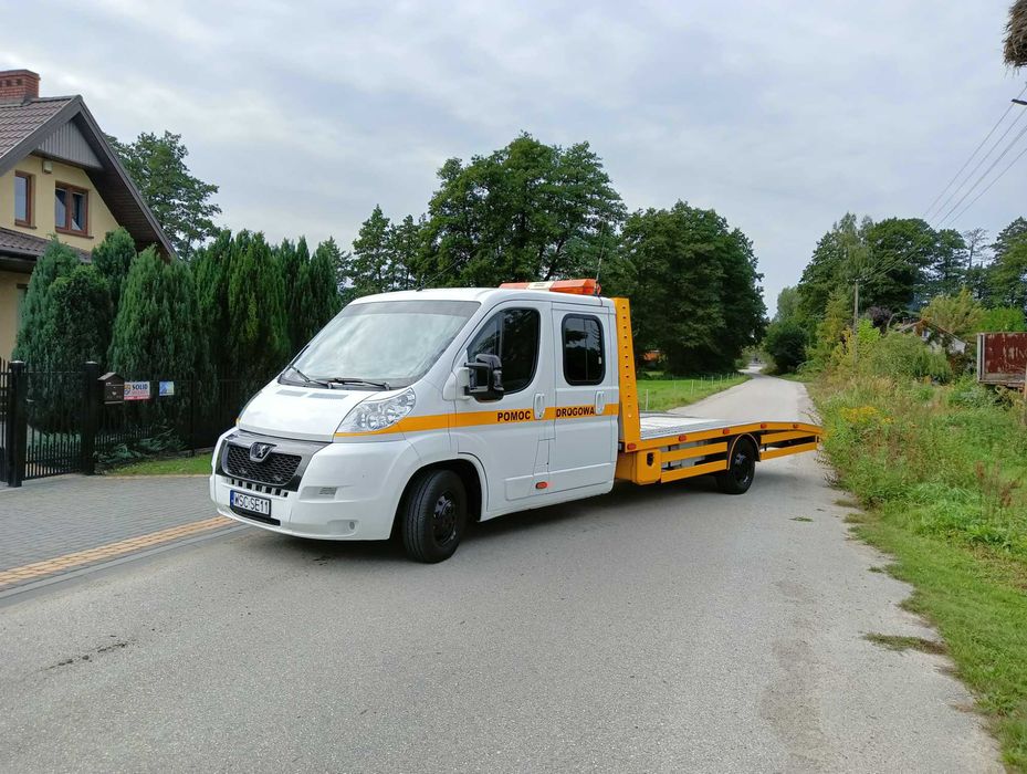 Pomoc drogowa usługi lawetą