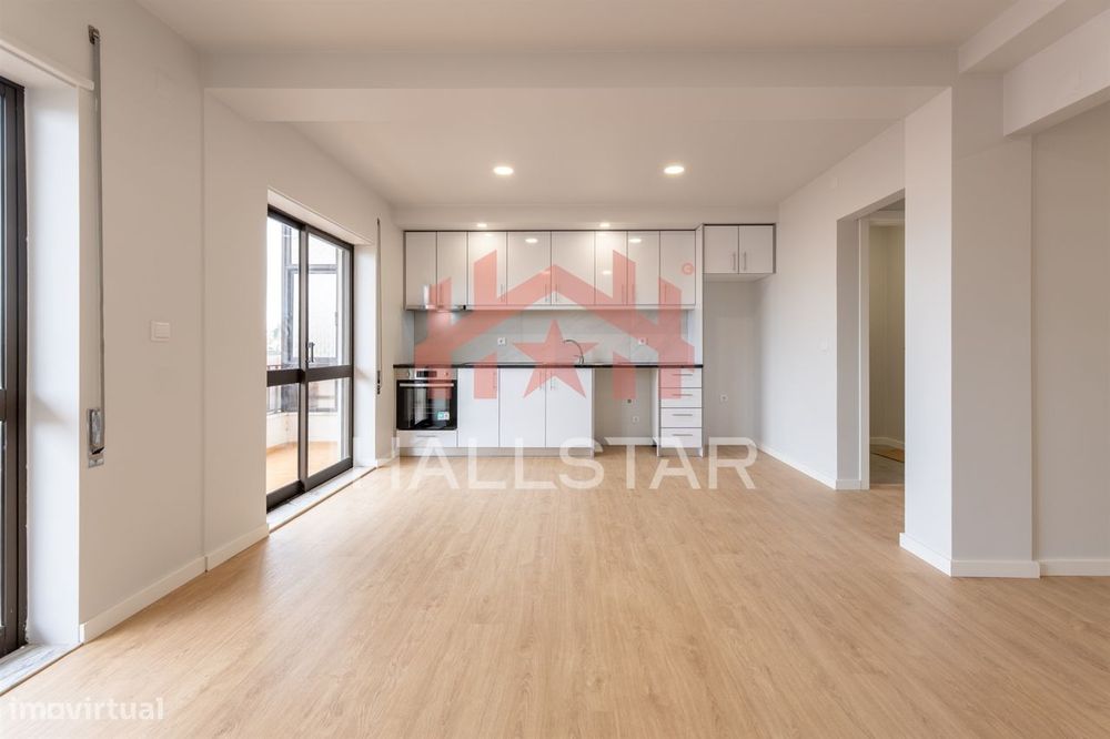 Apartamento T2 / Renovado / Marrazes