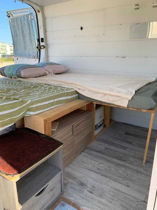Campervan Renault Master 2.5D- Legalizada