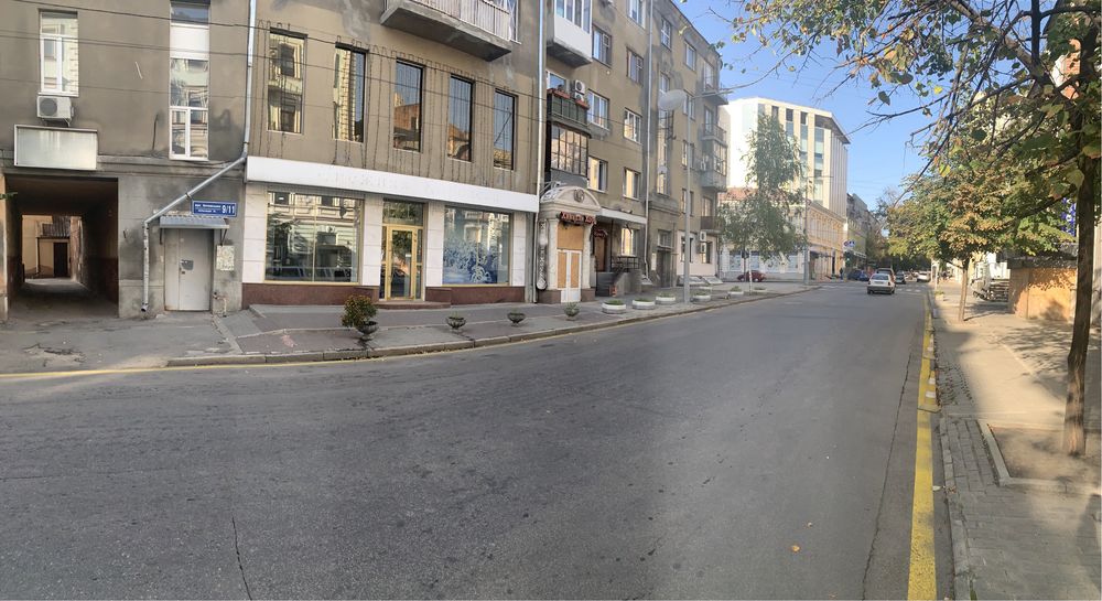 Сдам Помещение в Центре ул.Алчевских и Свободы Sобщ.= 304м