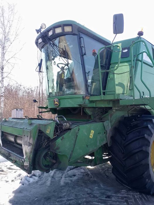 Комбайн JOHN DEERE 9880i STS