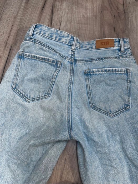 Spodnie jeans S  Stradivarius Stan bardzo dobry
