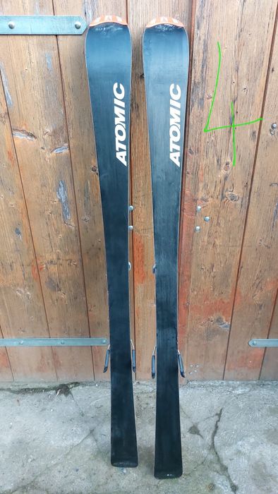 Narty zjazdowe 160-175cm.