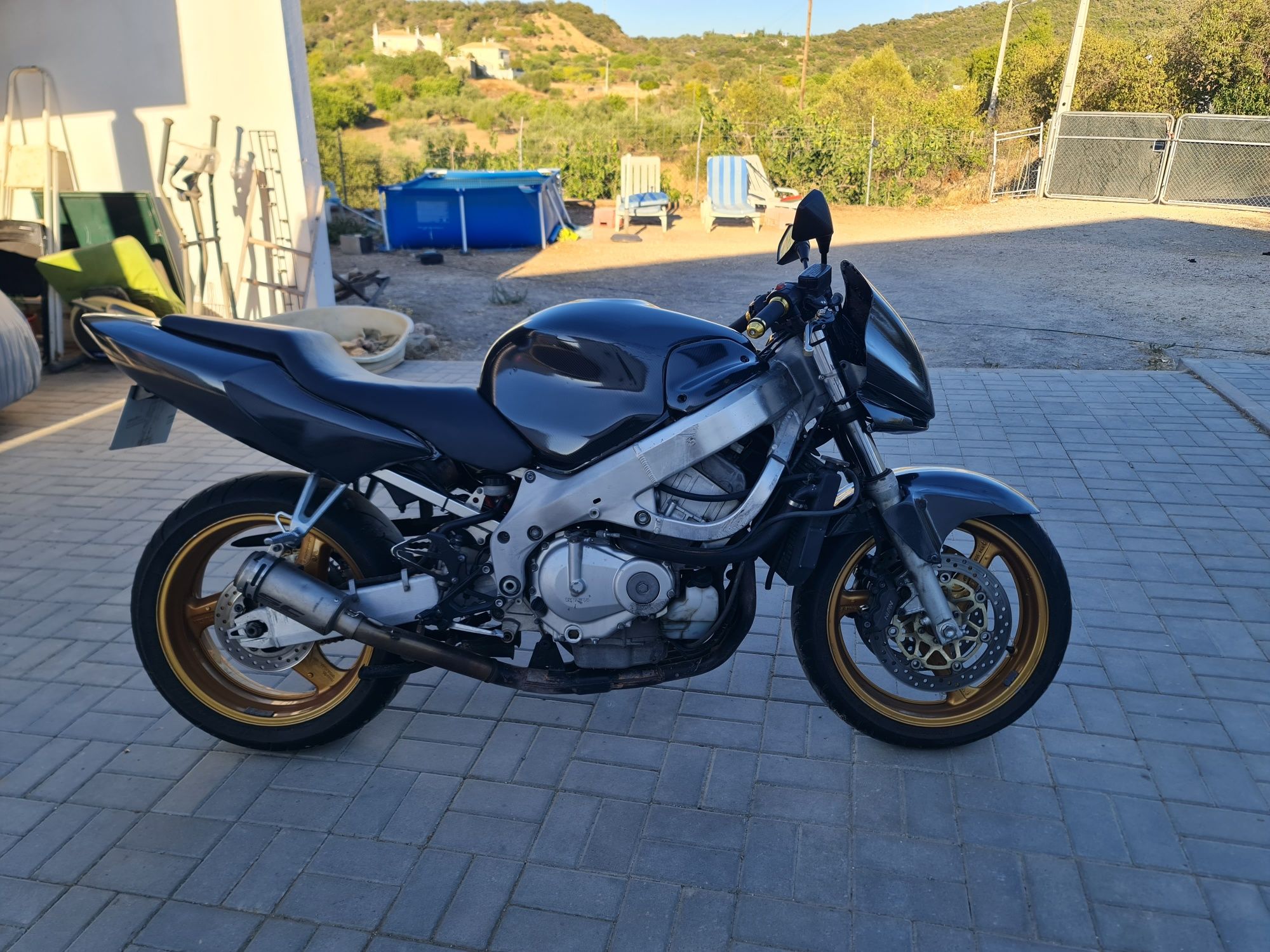 Honda cbr 400 olx deals