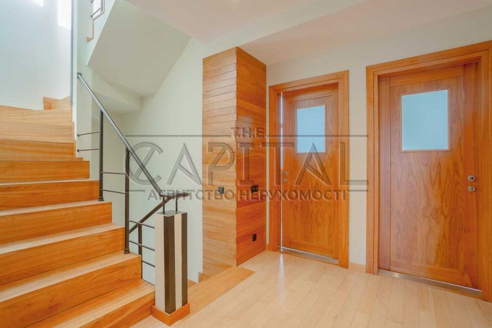 Продаж 3 рівнева квартира Русанівські Сади Пентхаус Лівобережна