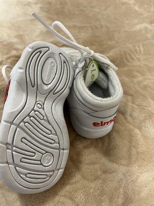 Кросівки шкіряні