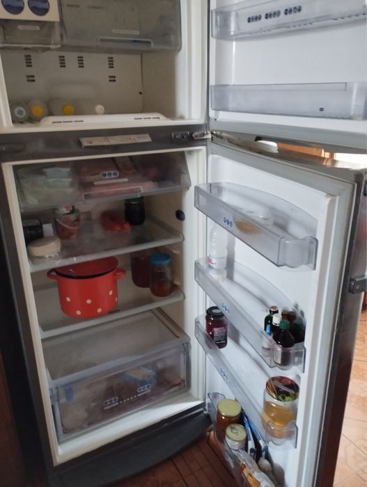 Холодильник Whirlpool