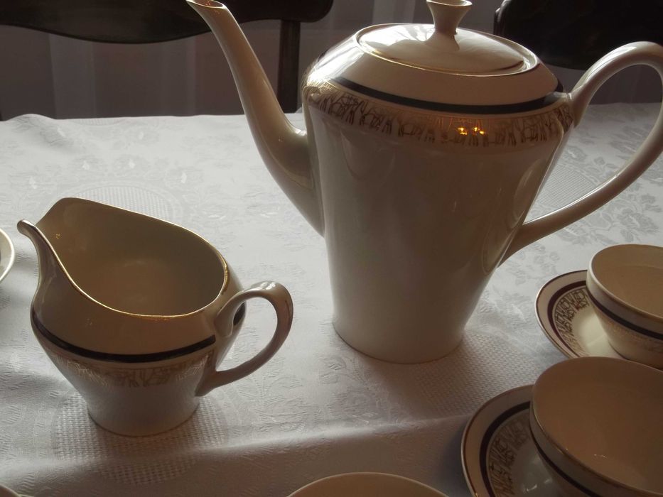 serwis kawowy chodzież