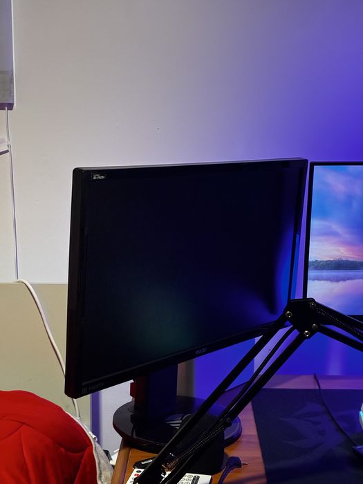 Vendo monitor da ASUS 24” 144Hz